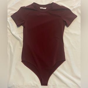 MANGOPOP Maroon Short Sleeve Bodysuit - Women’s Small - Great condition!